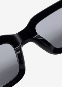 NightBurn - Black and Grey Polarised Sunglasses - Nuree World