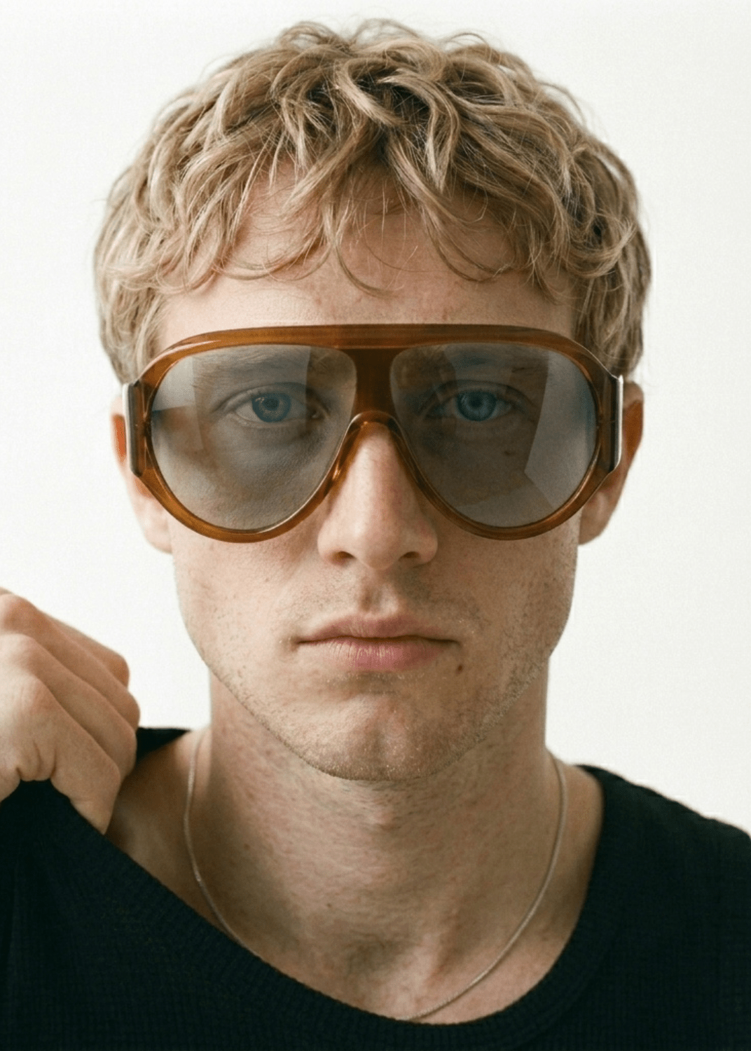 Phantom - Black Polarised Sunglasses - Nuree World